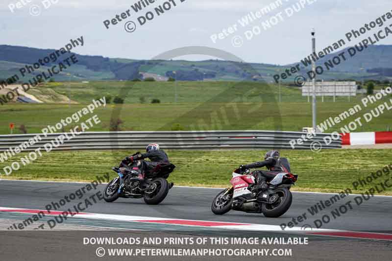 cadwell no limits trackday;cadwell park;cadwell park photographs;cadwell trackday photographs;enduro digital images;event digital images;eventdigitalimages;navarra;no limits trackdays;peter wileman photography;racing digital images;trackday digital images;trackday photos